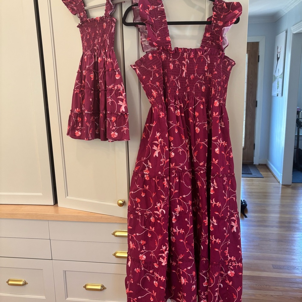 Ellie Nap Dresses (XL) 
(1/2 Hill House mother daughter matching dresses!)